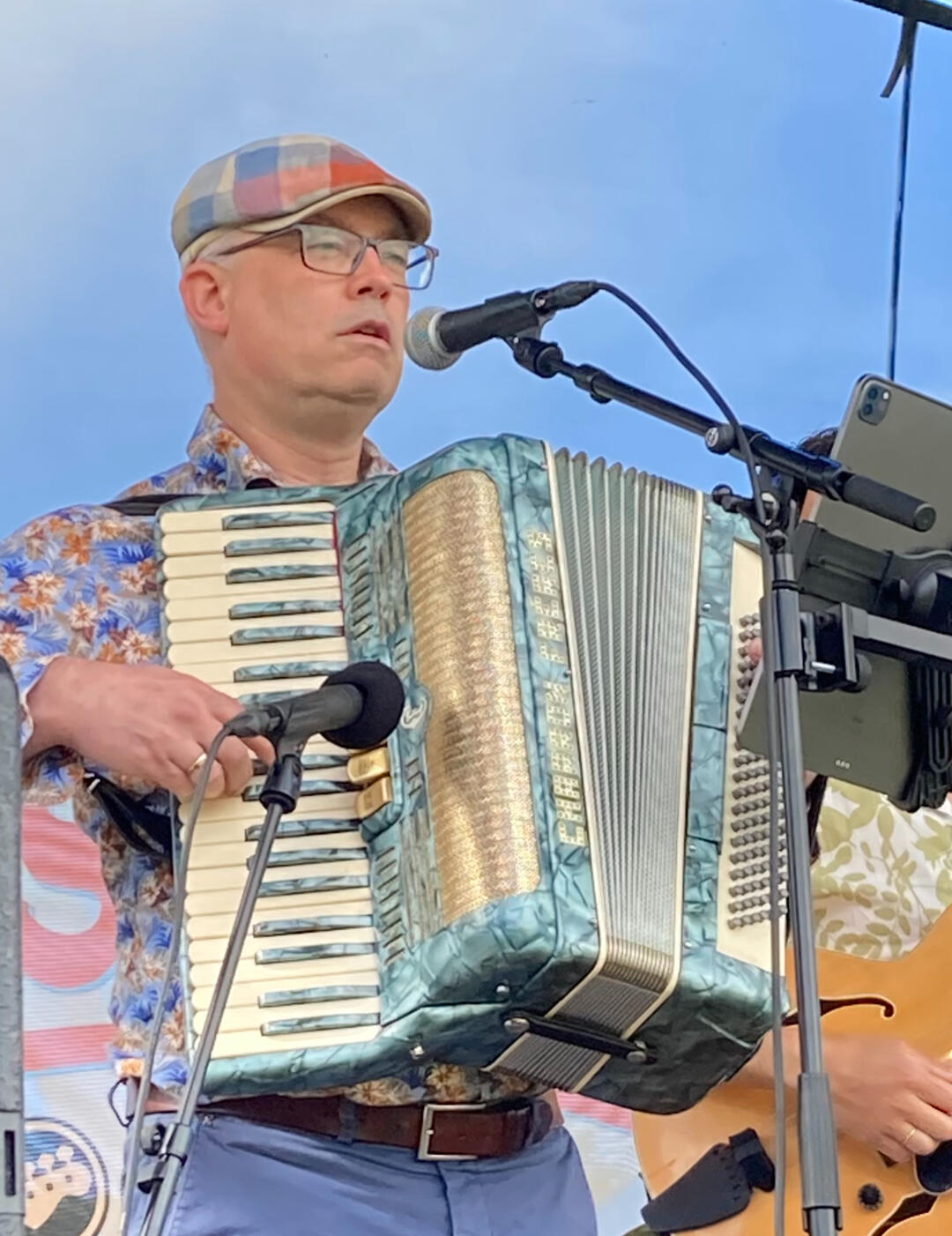 Edwin, accordeonist van Un Deux Trois